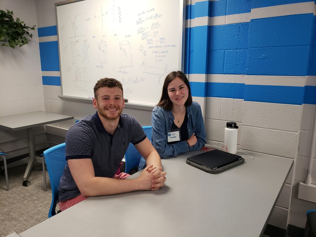 Students work in the new tutoring room.